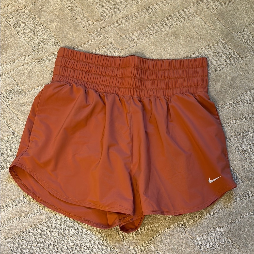 Nike One Dri-Fit Ultra High Waisted Short